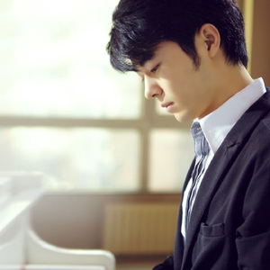 谭晓彤赤裸身体㊙️奶头
